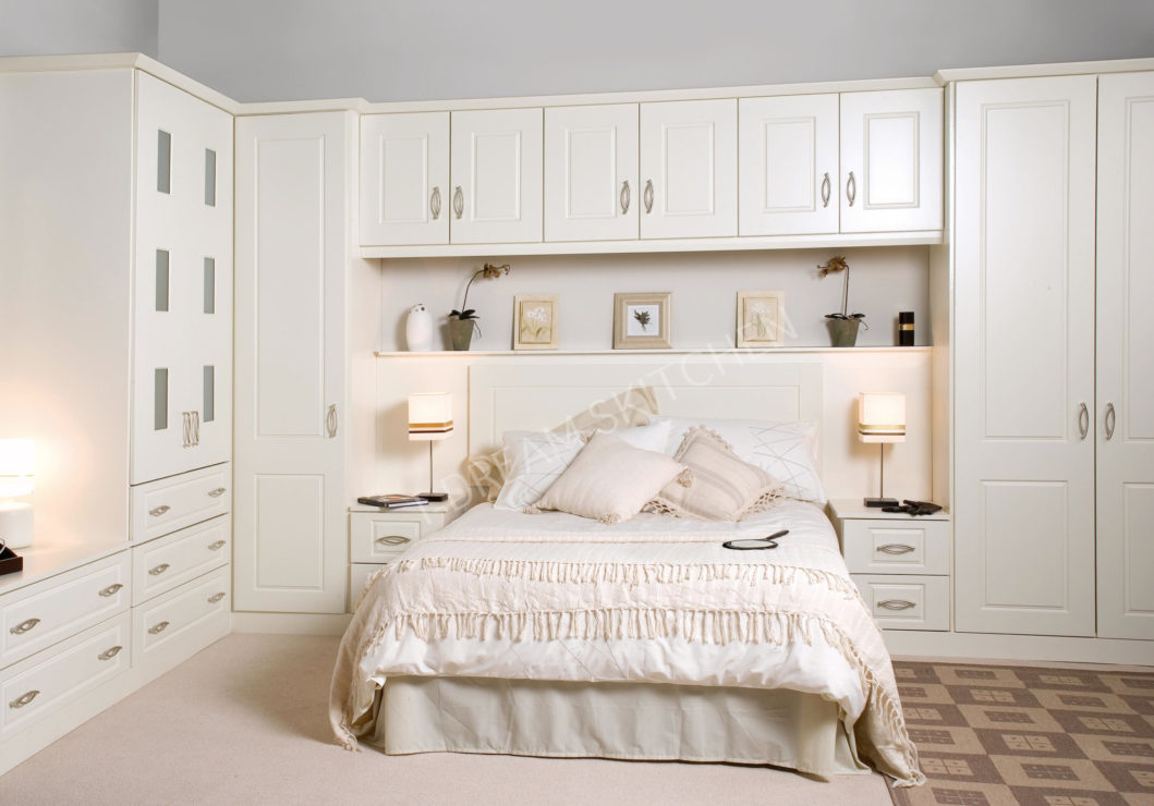 0008 Cashel_Ivory_Roomset